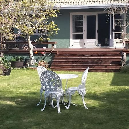 Amberly House Rotorua Bed and Breakfast Buitenkant foto
