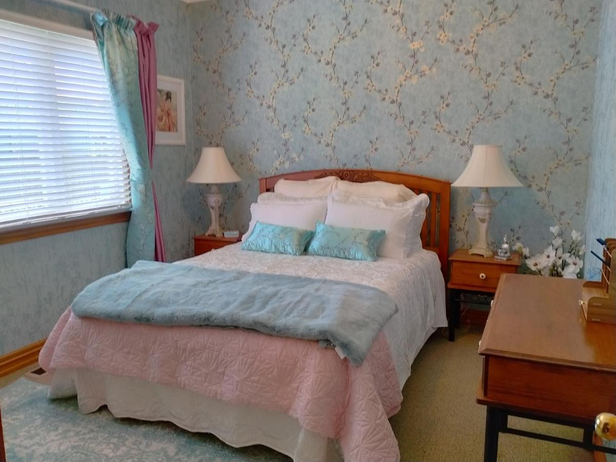Amberly House Rotorua Bed and Breakfast Buitenkant foto
