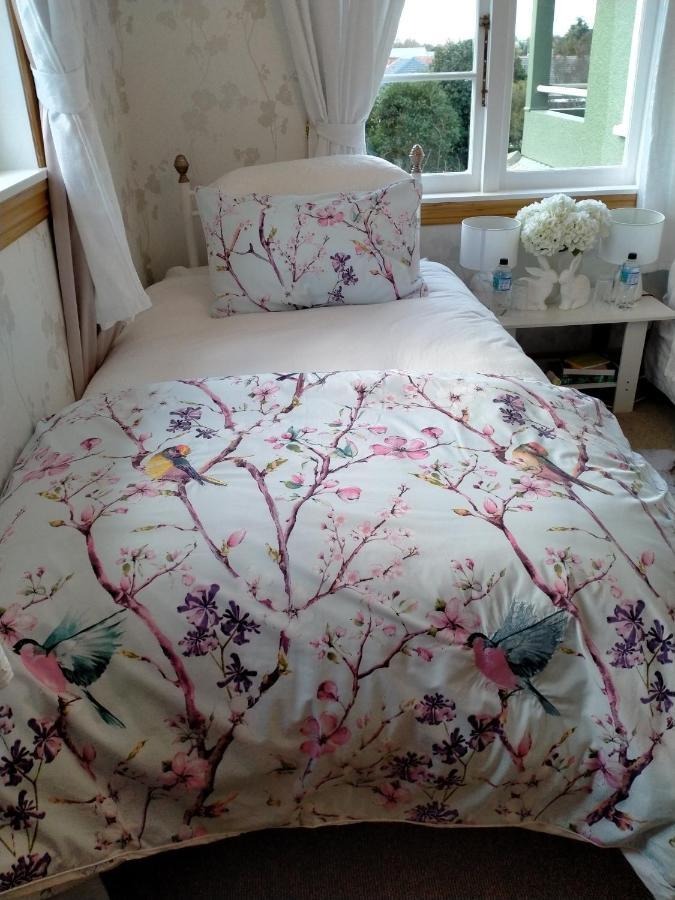 Amberly House Rotorua Bed and Breakfast Buitenkant foto
